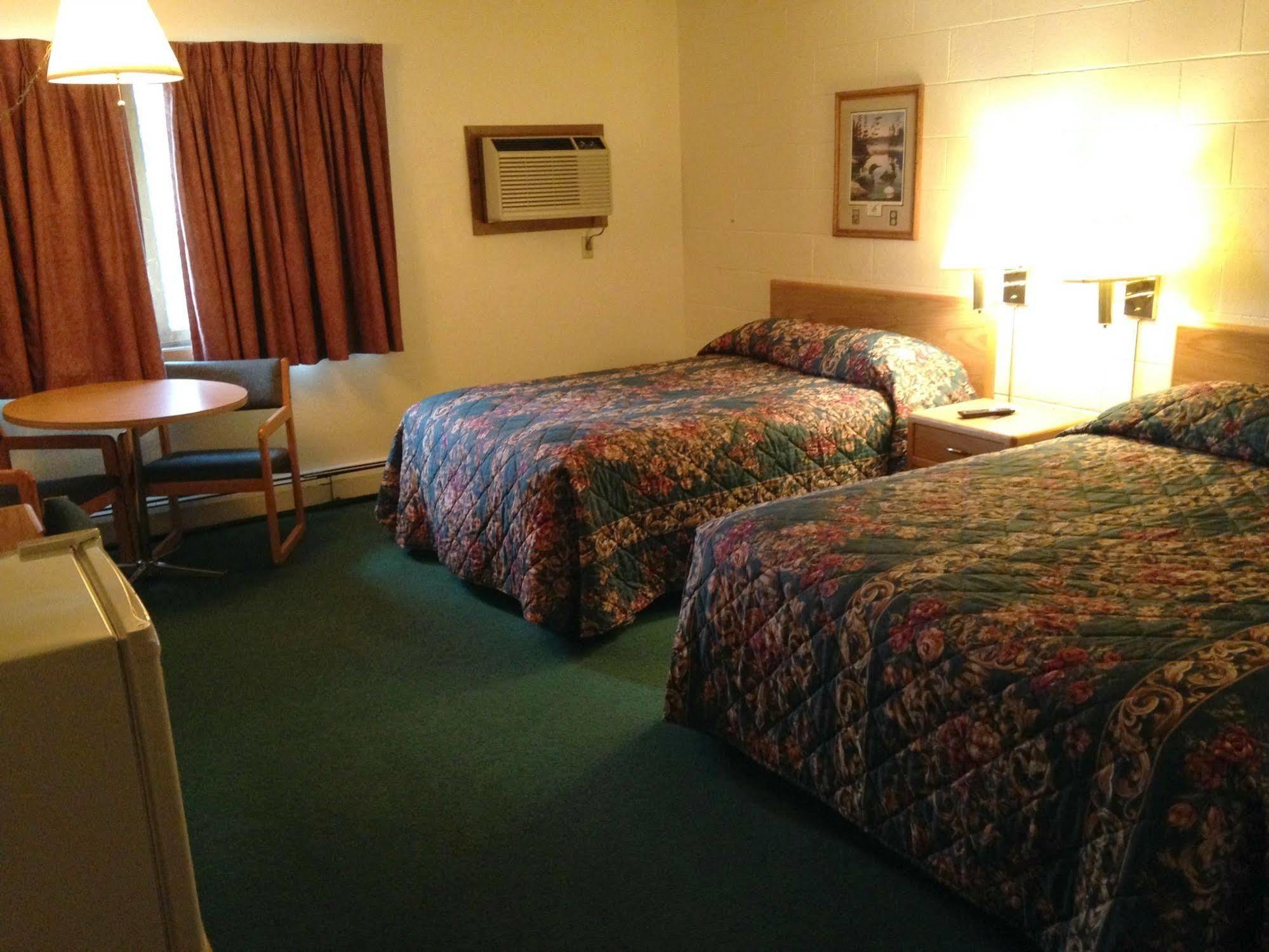 River Bend'S Walleye Inn Baudette Экстерьер фото